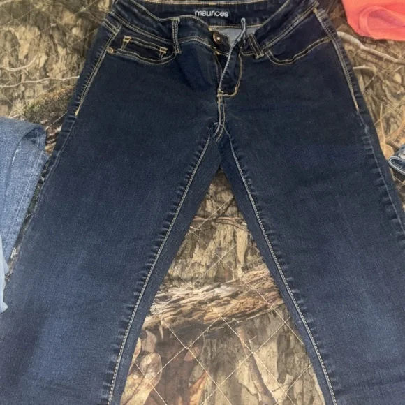3 Jean bundle!! - Picture 5 of 5